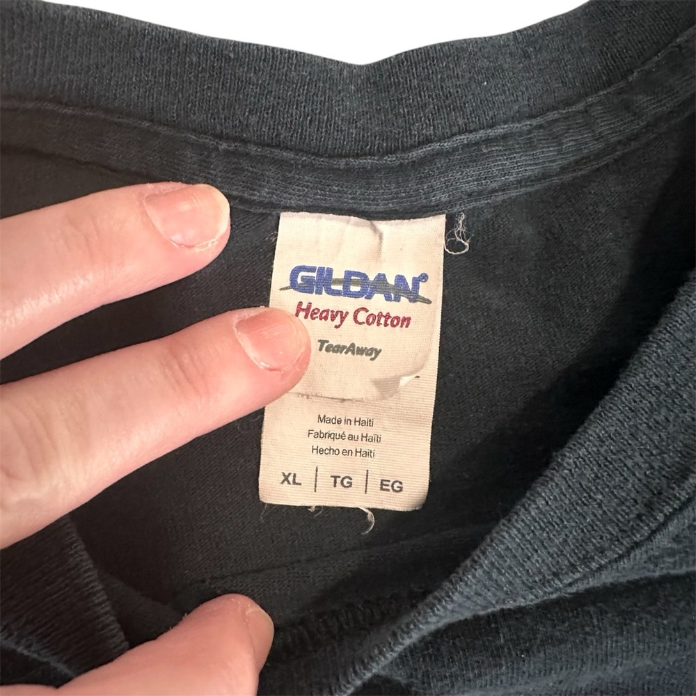 Gildan Black Heavy Cotton Tee with TearAway Tag - Picture 2 of 3